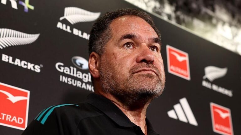 Verso All Blacks vs Italia, le parole di coach Rennie e del centro Billy Procton