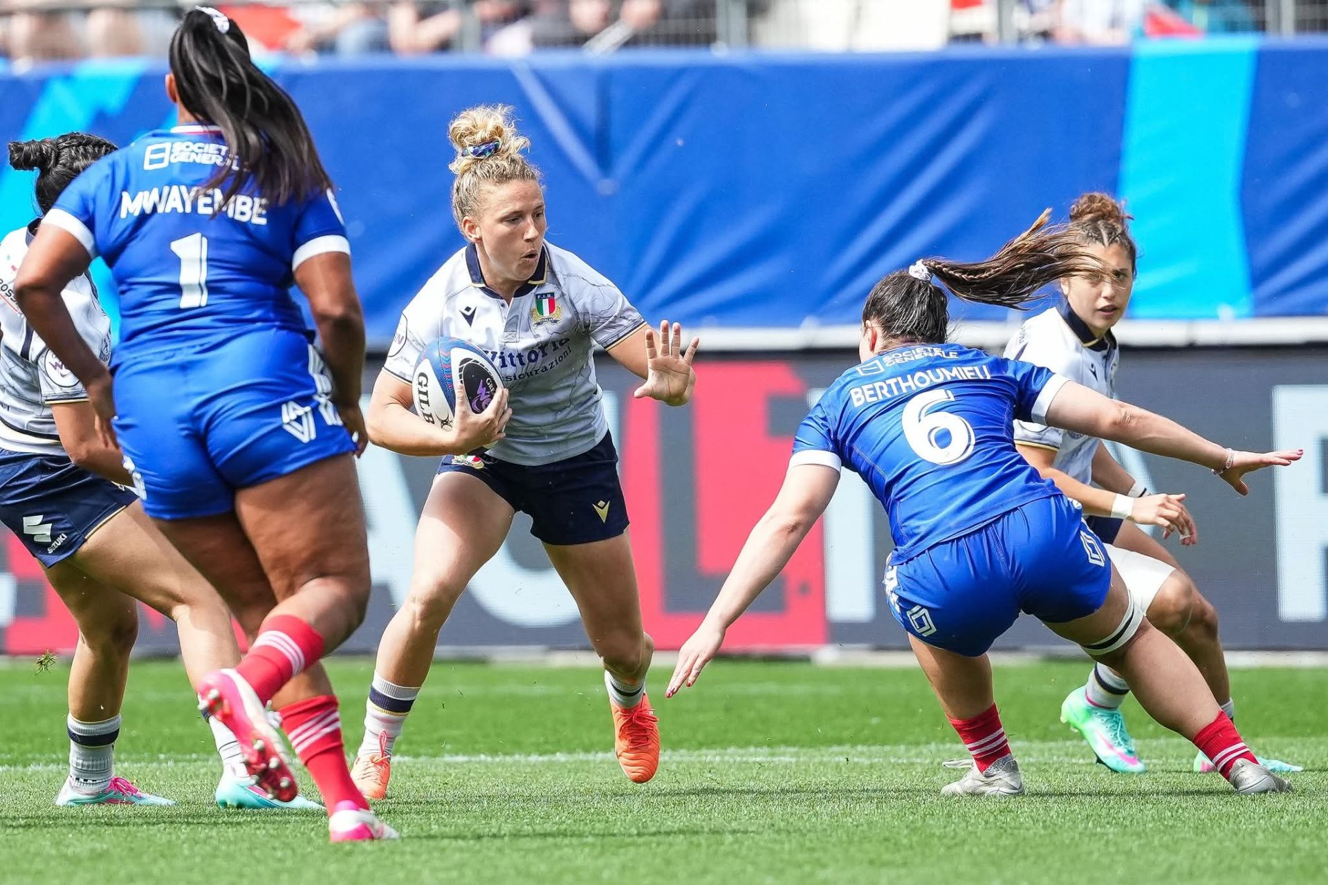 Guinness Sei Nazioni Femminile, l’Italia lotta ma passa la Francia, a Grenoble finisce 40-7