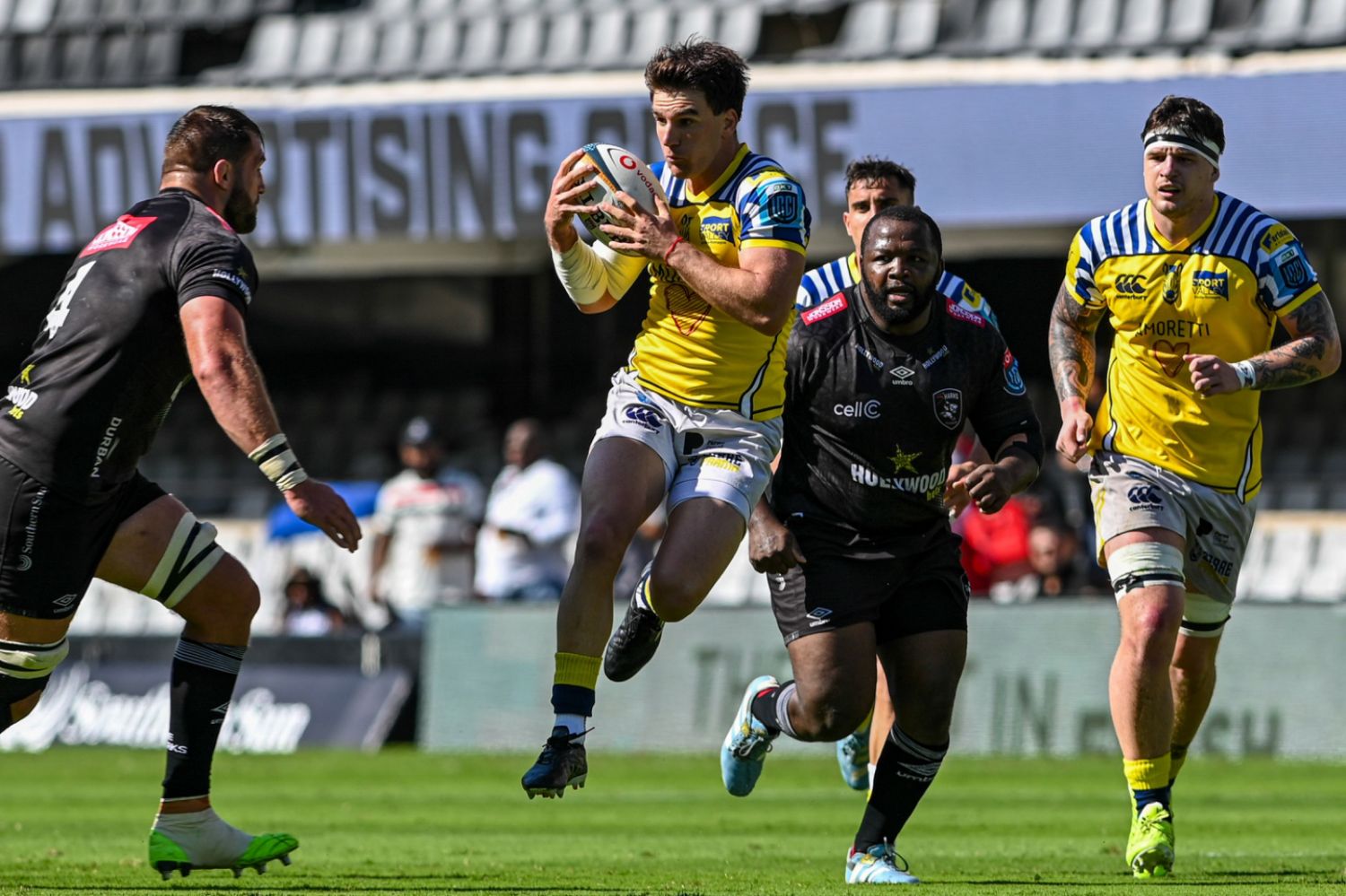 Sei Nazioni Femminile, Festival U18, Super Rugby, URC: il palinsesto ovale del weekend