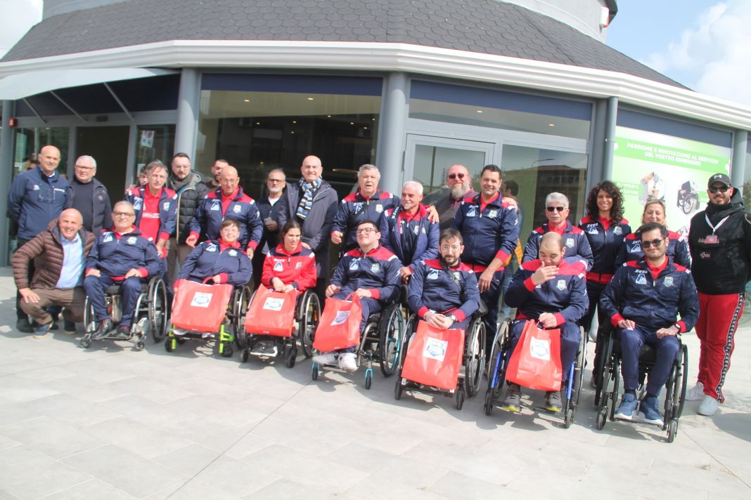 Wheelchair Rugby Catania: presentate le nuove maglie | Il sodalizio etneo ha svelato le divise con cui affronterà la massima serie
