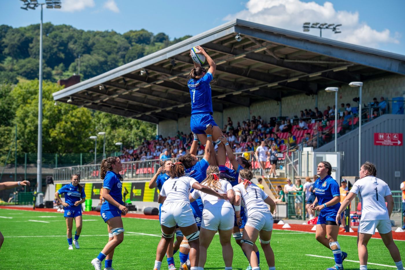 Women’s Summer Series, un’Italia a due facce fa suo il primo tempo, ma viene rimontata dall’Inghilterra. A Cardiff finisce 20-36