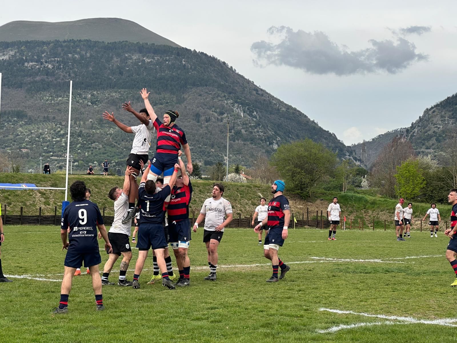 Rugby Gubbio: al Coppiolo i Lupi battono i Cavalieri 26-7