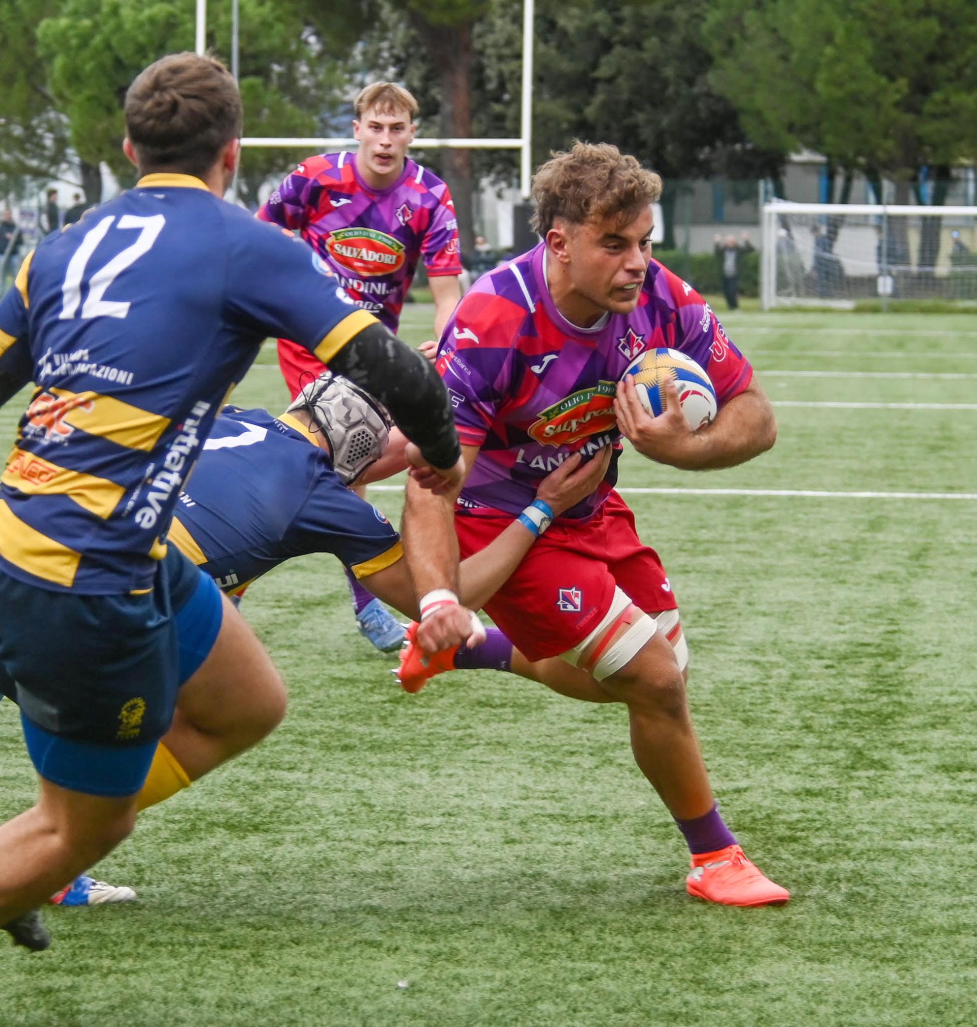 UNIONE RUGBY FIRENZE – Domenica senza vittorie: la Serie A cede a Villorba, l’Under 18 torna da L’Aquila con un punto.