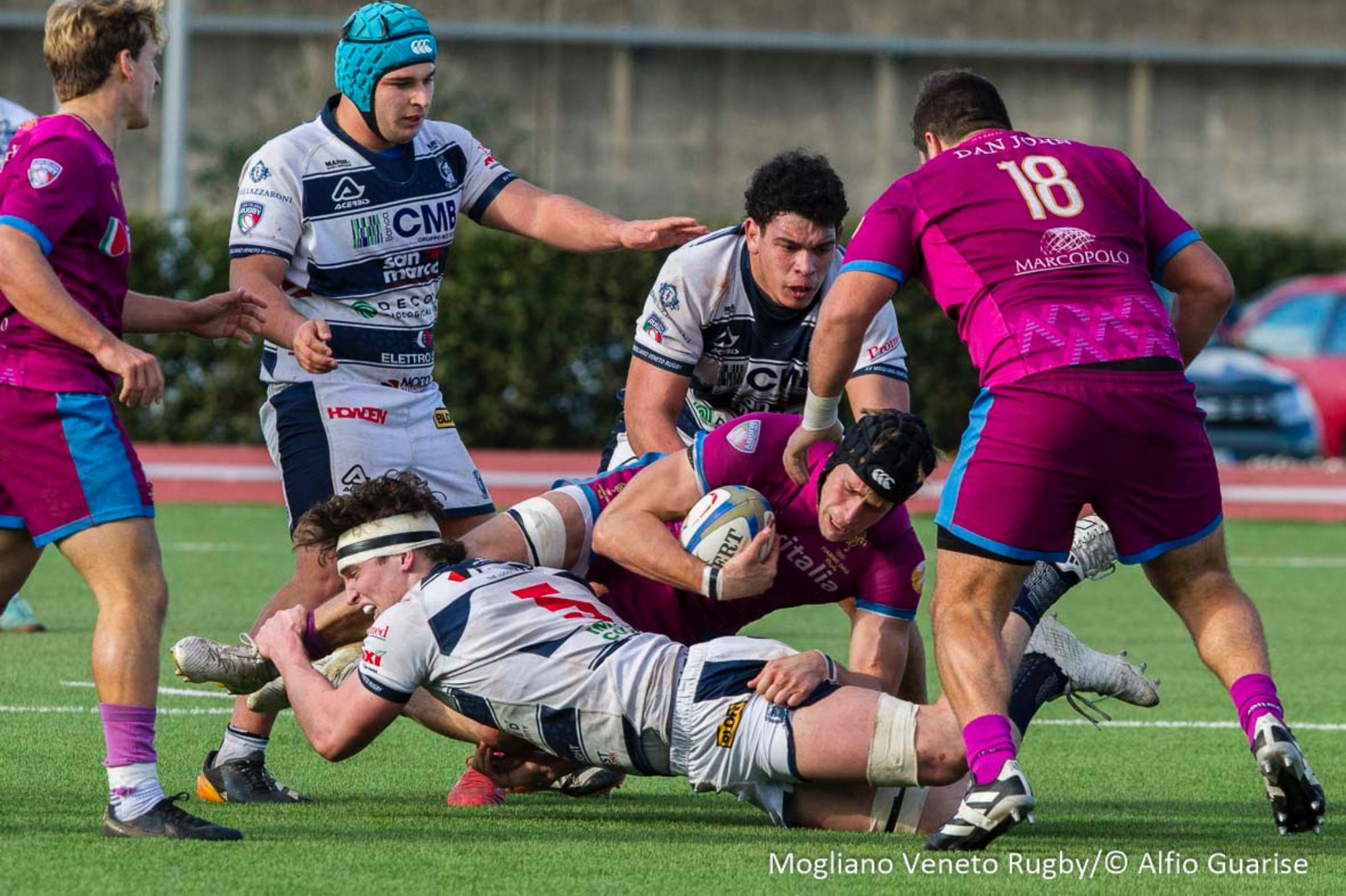 La cadetta del Mogliano Rugby in sostegno alla Croce Rossa
